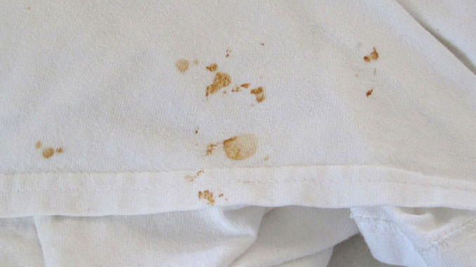 remove rust stains from fabrics